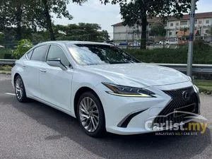 2021 Lexus ES 250 2.5 Luxury Sedan