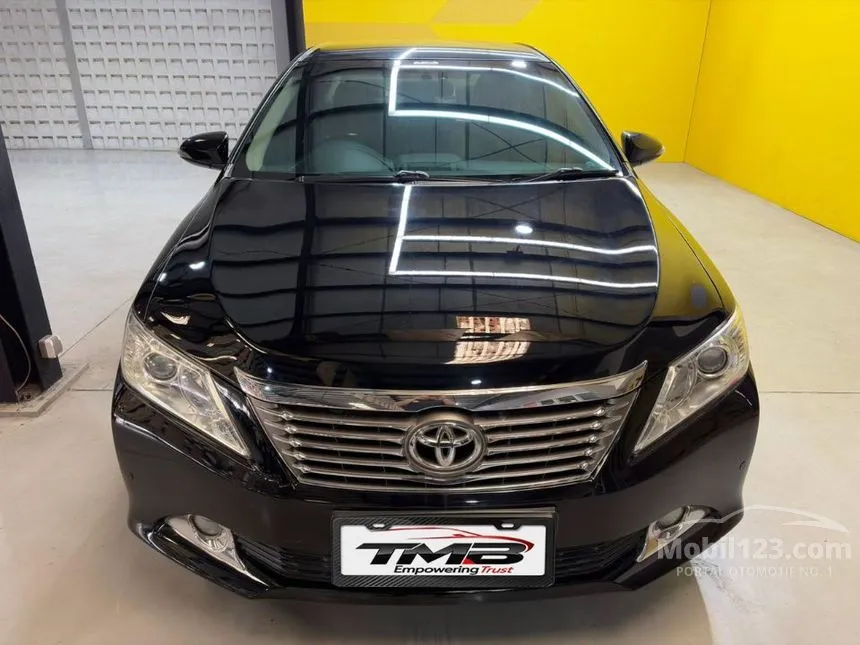 2014 Toyota Camry V Sedan