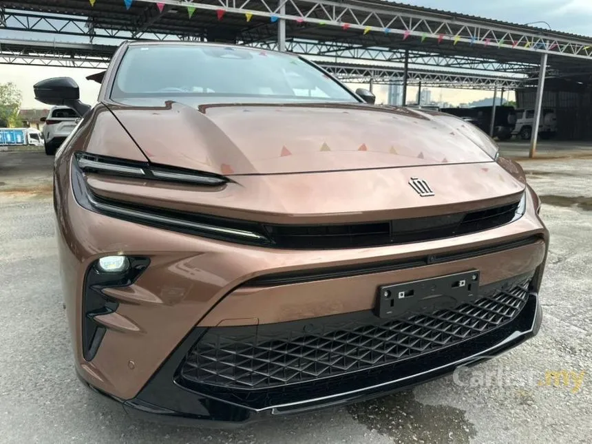 2024 Toyota Crown Sport Z PHEV SUV