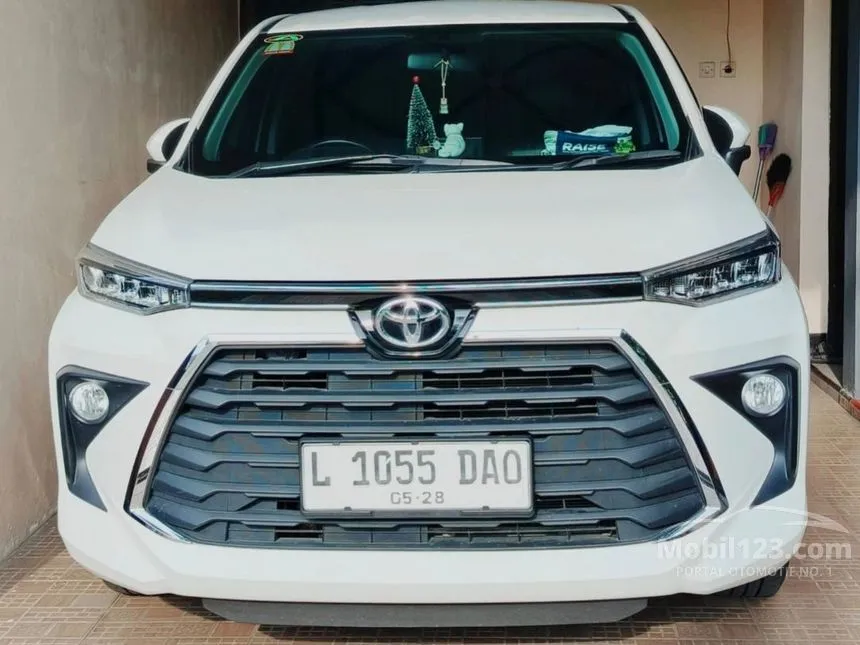 Jual Mobil Toyota Avanza 2023 G Lux 1.5 di Jawa Timur Manual MPV Putih Rp 230.000.000