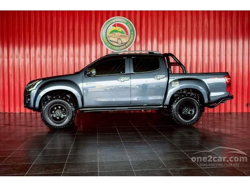 2017 Isuzu D-MAX Vcross Z-Prestige Cab-4 Pickup