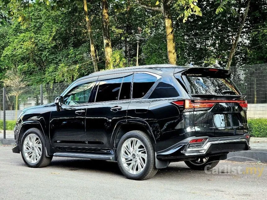 2022 Lexus LX600 SUV