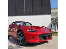 2017 Mazda MX-5 2.0 SKYACTIV RF Convertible, 6 speed manual