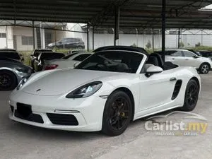 2021 Porsche 718 2.0 Boxster Convertible