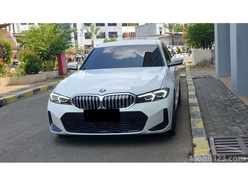 2024 BMW 320i M Sport Sedan