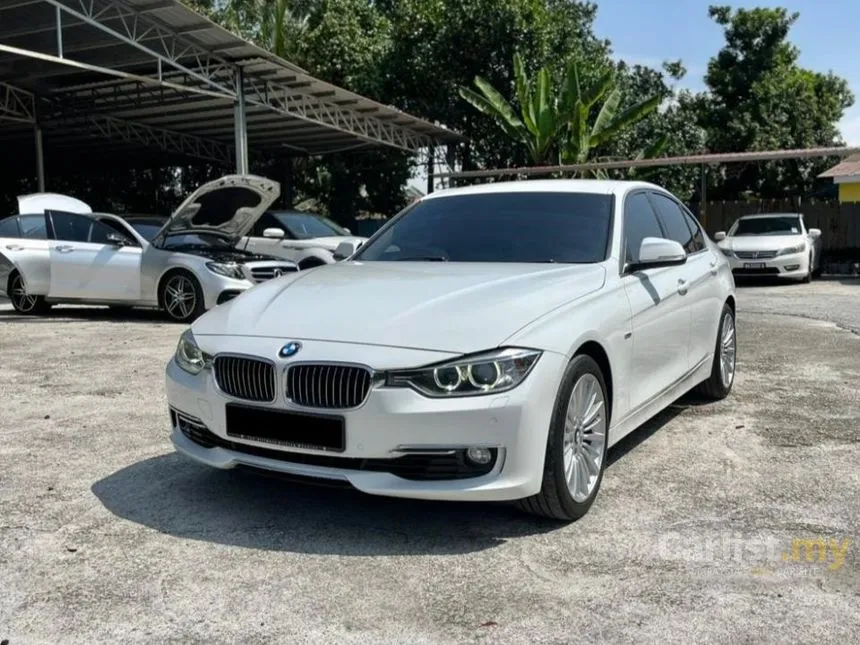 2013 BMW 328i Luxury Line Sedan