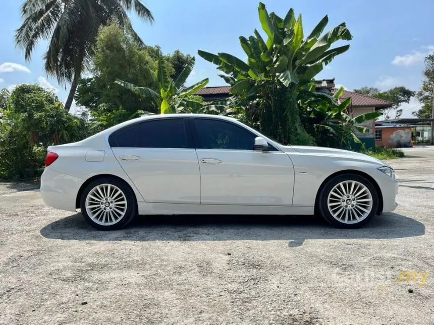 2013 BMW 328i Luxury Line Sedan