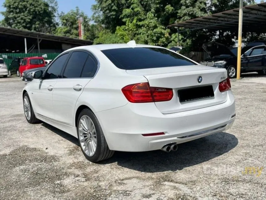 2013 BMW 328i Luxury Line Sedan