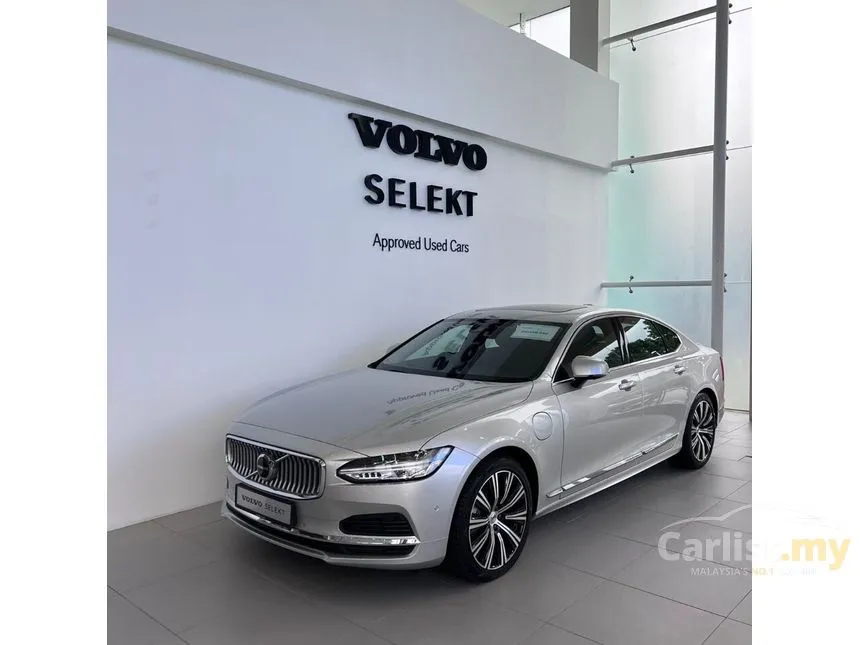2022 Volvo S90 Recharge T8 Inscription Plus Sedan