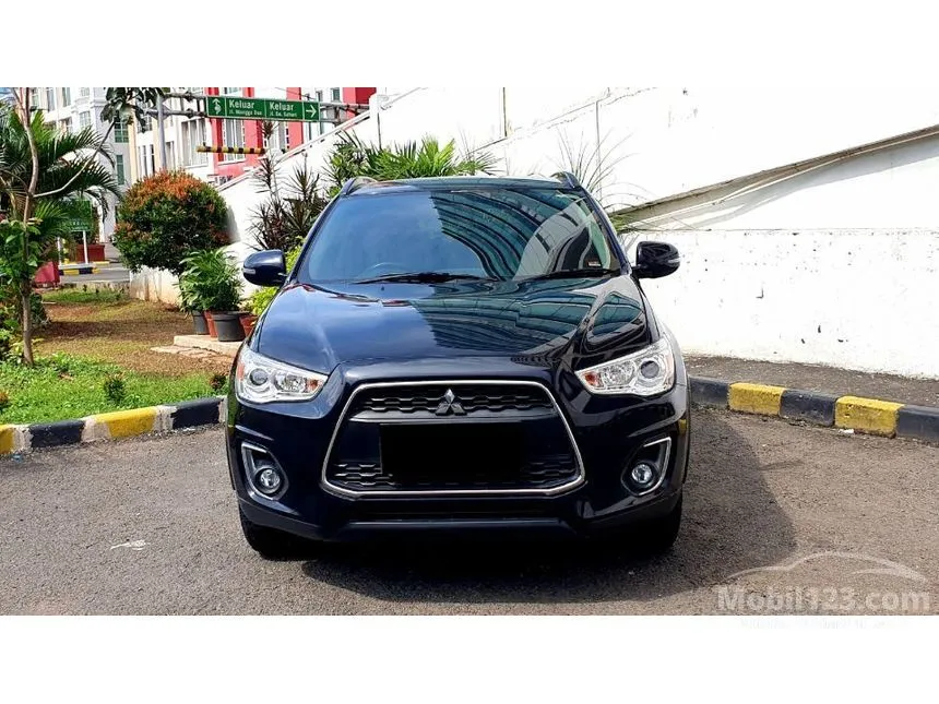 Jual Mobil Mitsubishi Outlander Sport 2017 GLX 2.0 di DKI Jakarta Manual SUV Hitam Rp 145.000.000