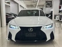 #8032 LEXUS IS300 2.0 F-SPORT 2021  Dynamic Elegance with 8 Years Premium Warranty