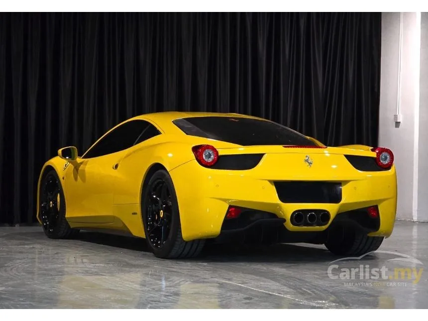 2011 Ferrari 458 Italia Coupe