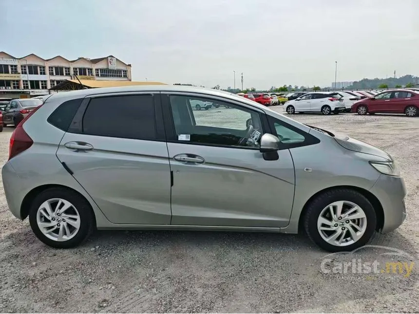 2015 Honda Jazz E Hatchback