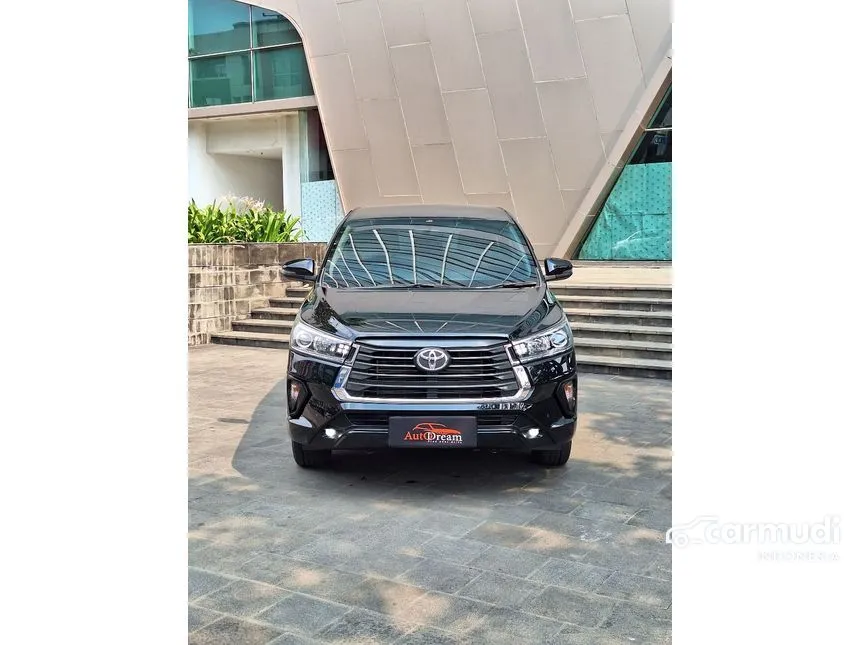 2022 Toyota Kijang Innova V MPV
