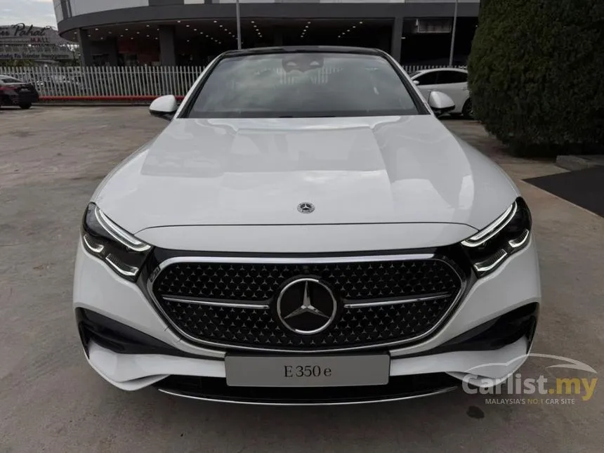 2025 Mercedes-Benz E350e AMG Line Sedan