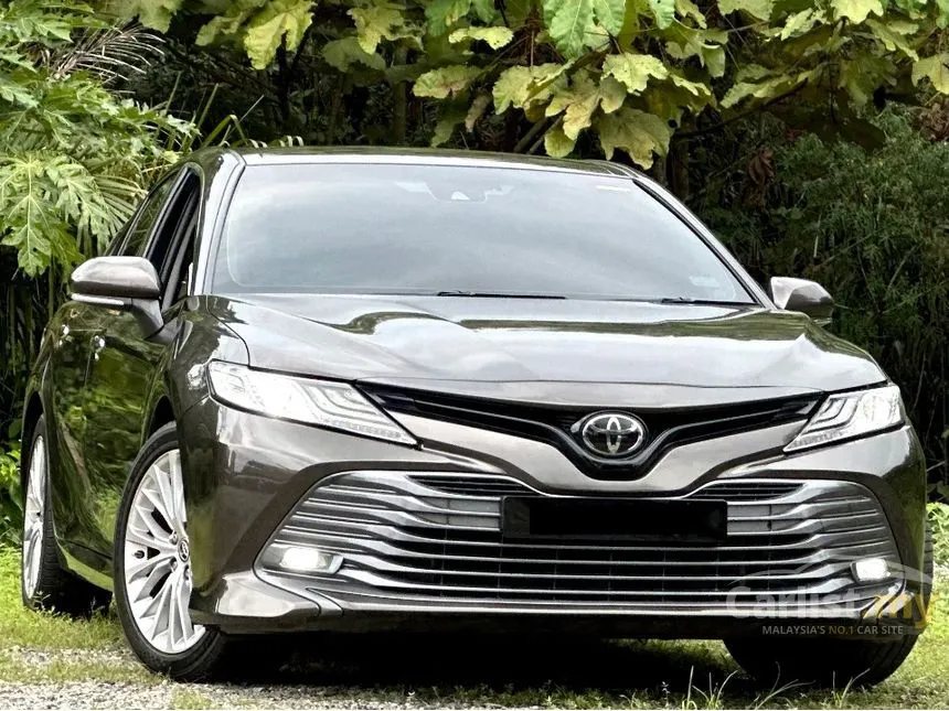 2019 Toyota Camry V Sedan