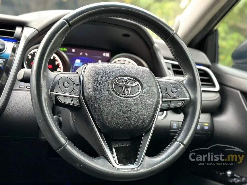 2019 Toyota Camry V Sedan