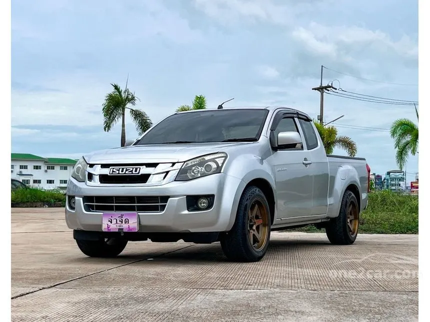 2012 Isuzu D-MAX Hi-Lander Z Space Cab Pickup