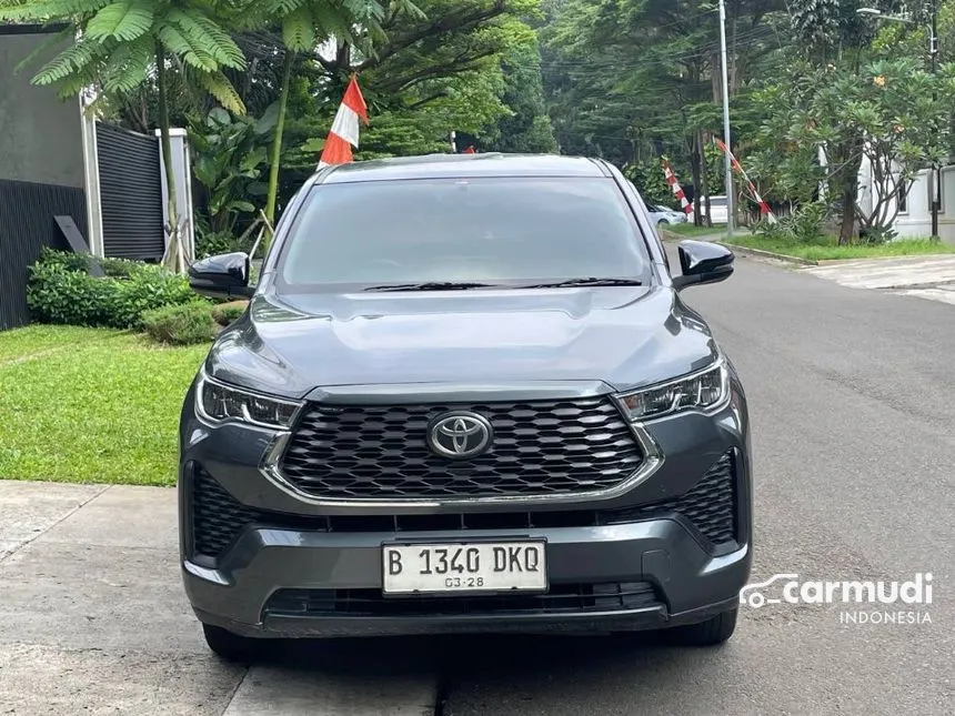 2022 Toyota Kijang Innova Zenix V (Non Premium Color) MPV