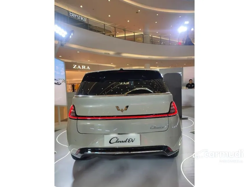 2024 Wuling Cloud EV EV Hatchback