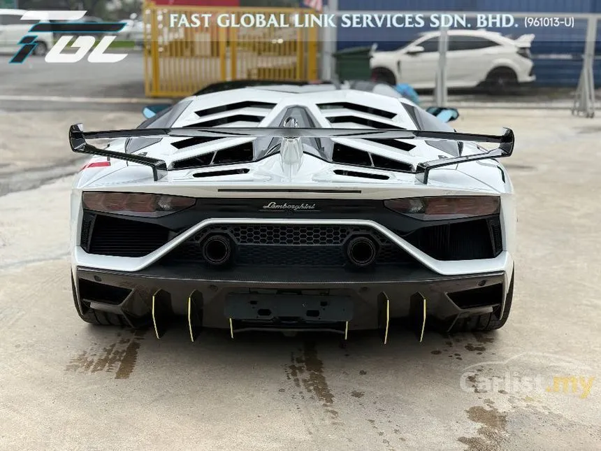 2019 Lamborghini Aventador SVJ Coupe