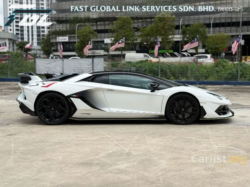 2019 Lamborghini Aventador SVJ Coupe