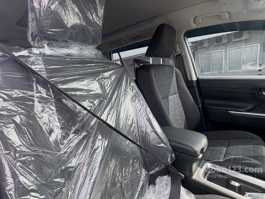 2026 Toyota Kijang Innova Zenix V HV Modellista (Non Premium Color) MPV