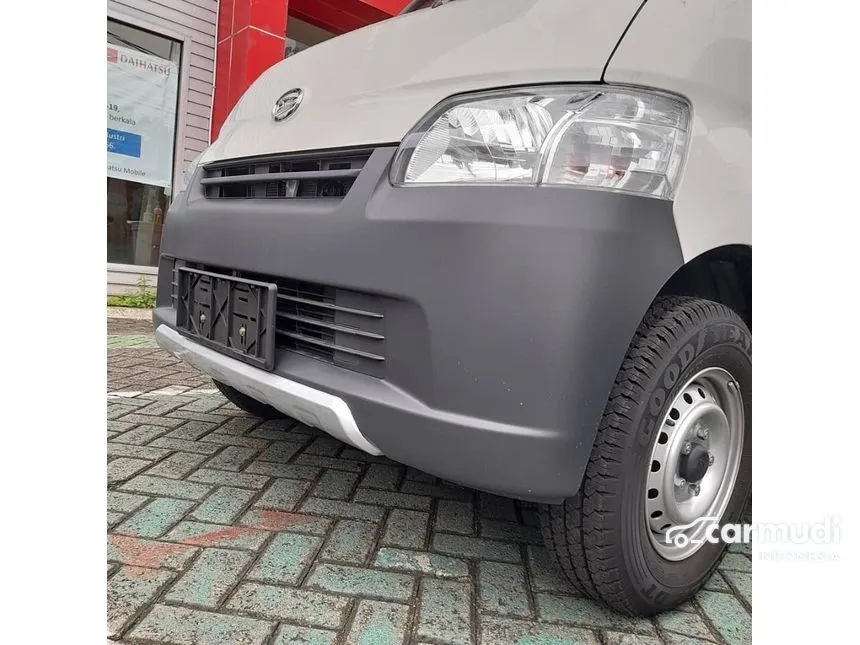 2024 Daihatsu Gran Max STD ACPS Single Cab Pick-up