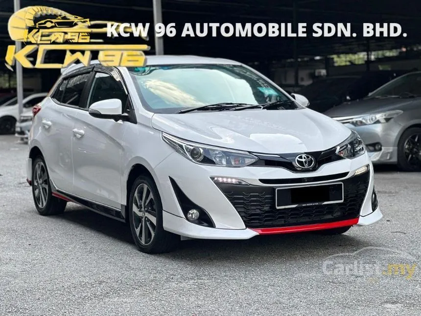 2020 Toyota Yaris E Hatchback
