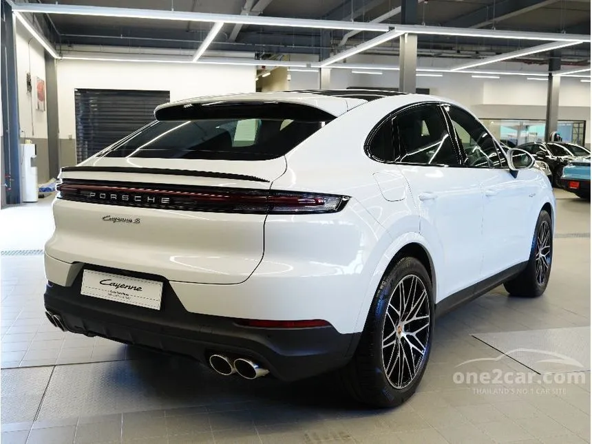 2026 Porsche CAYENNE S E-Hybrid Coupe