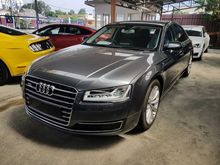 2015 Audi A8 4.0 L TFSI Quattro Sedan - NEW CAR CONDITION