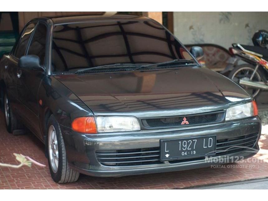 Jual Mobil  Mitsubishi Lancer 1993 1 6 di Jawa  Timur  Manual 