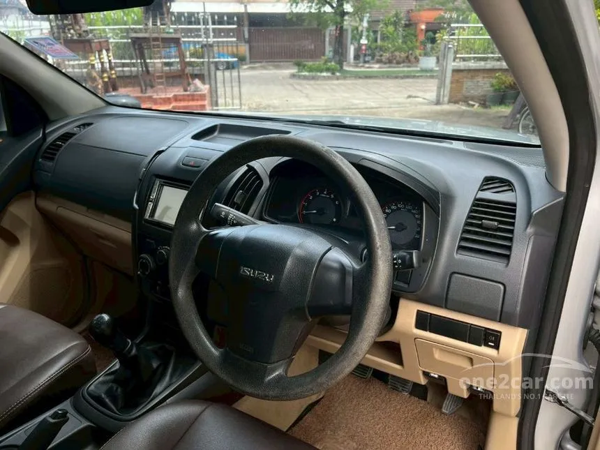 2017 Isuzu D-MAX S Cab-4 Pickup