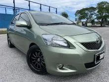 2013 Toyota Vios 1.5 E (Metallic)(Sunroof 2 Step)(4x Adjusteble High Low BodyShift)(Nice Sport Rim 4x YOKOHAMA Tires)(Albino RearLights)(Super TIPTOP)