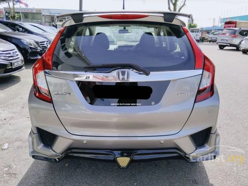 2014 Honda Jazz V Hatchback