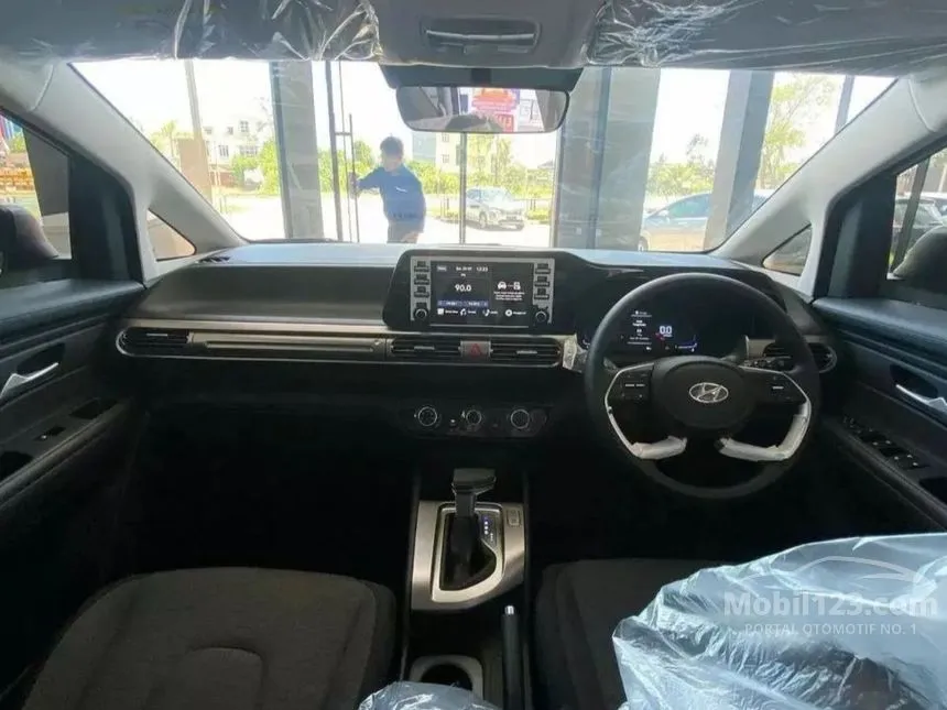 2025 Hyundai Stargazer Essential MPV