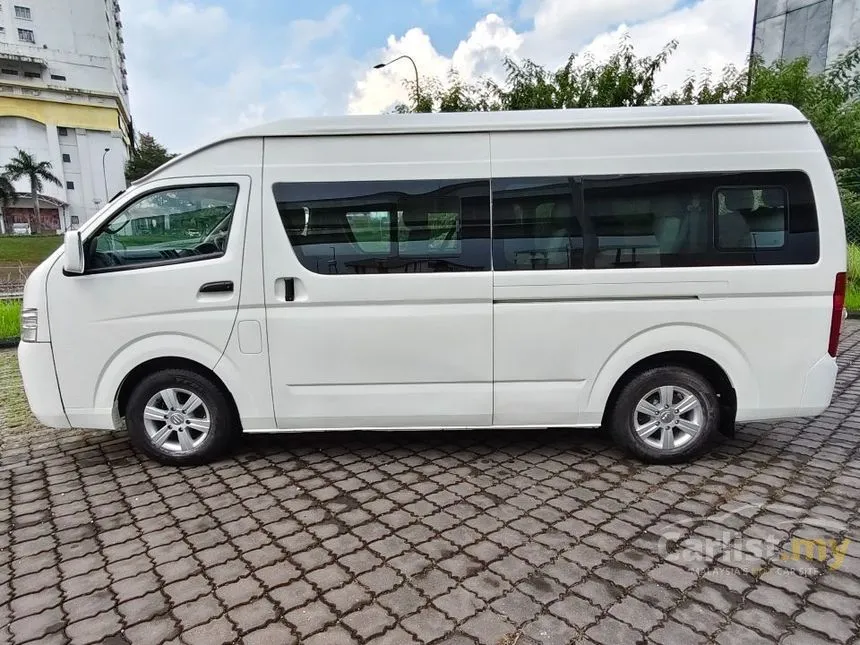 2014 Foton View High Roof Window Van