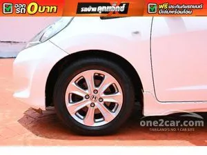 2013 Honda JAZZ 1.5 V Hatchback