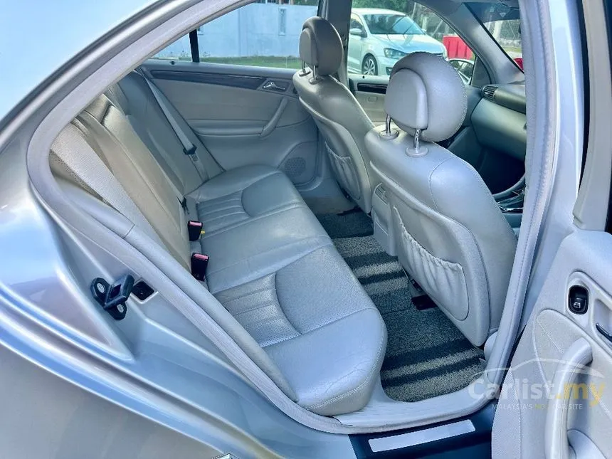 2006 Mercedes-Benz C230K Elegance Sedan