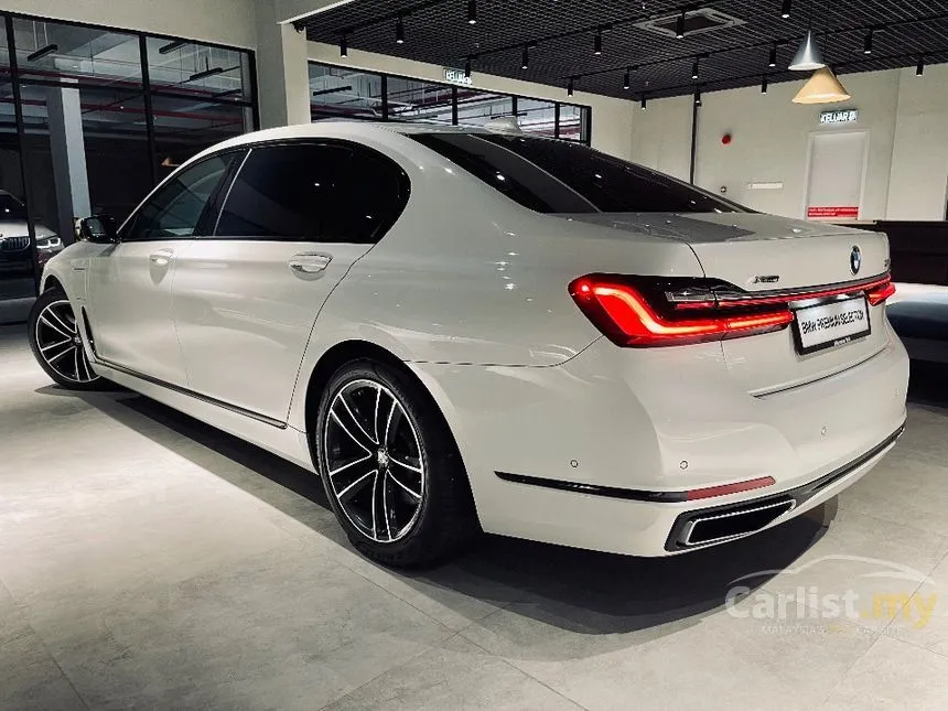 2020 BMW 740Le xDrive Pure Excellence Sedan