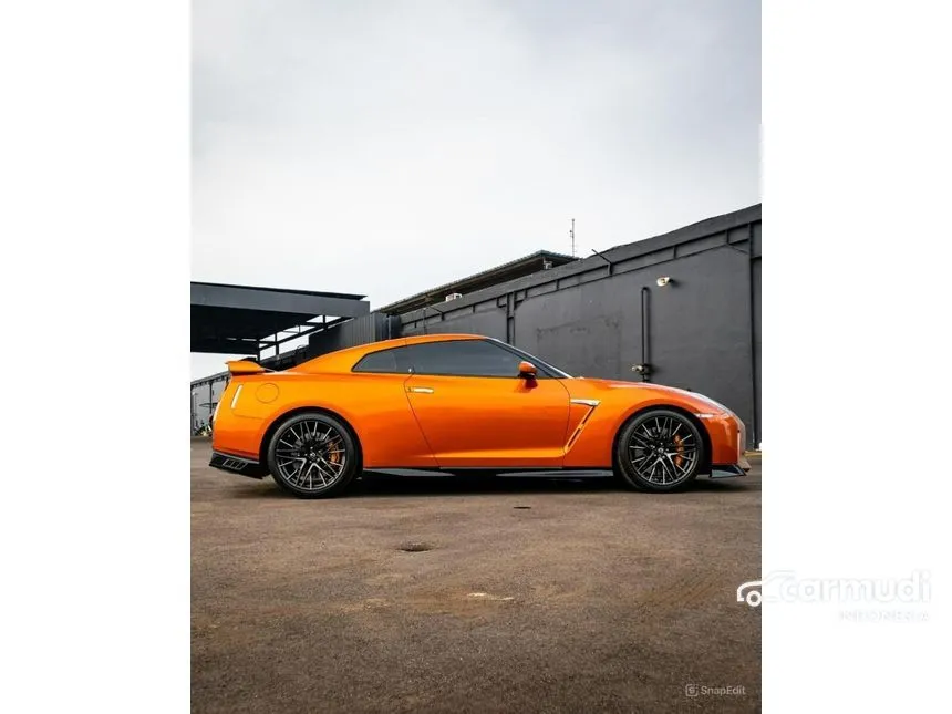2022 Nissan GT-R Premium Coupe