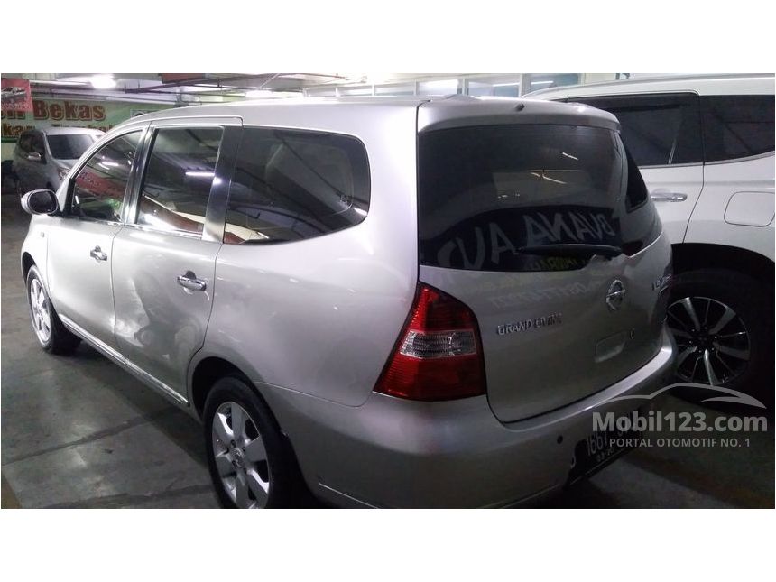 Jual Mobil Nissan Grand Livina 2011 Ultimate 1.5 di DKI 