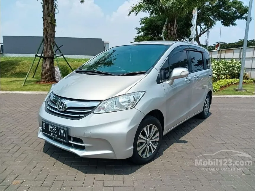 Jual Mobil Honda Freed 2013 E 1.5 di DKI Jakarta Automatic MPV Silver Rp 159.900.000
