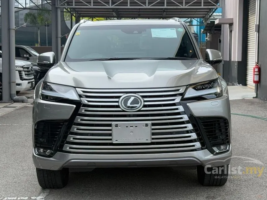 2024 Lexus LX 600 7 seater SUV