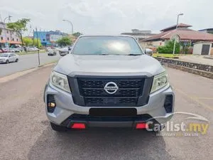 2015 Nissan Navara 2.5 NP300 SE Dual Cab Pickup