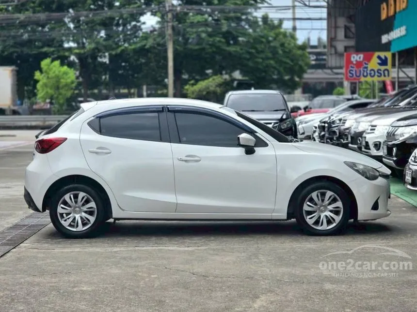2015 Mazda 2 Sports Standard Hatchback