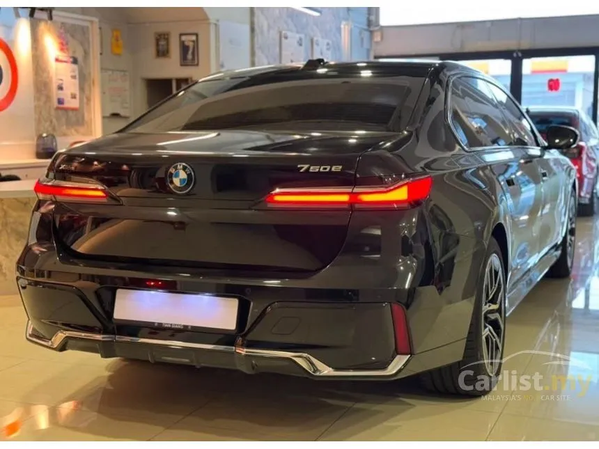 2024 BMW 750e xDrive M Sport Pure Excellence Sedan