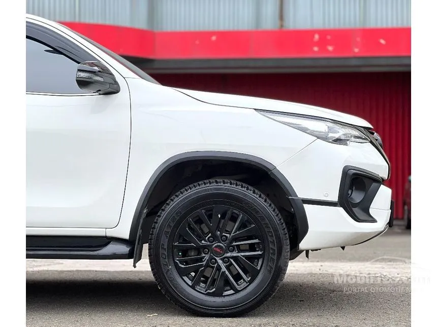 2019 Toyota Fortuner VRZ 4X2 SUV