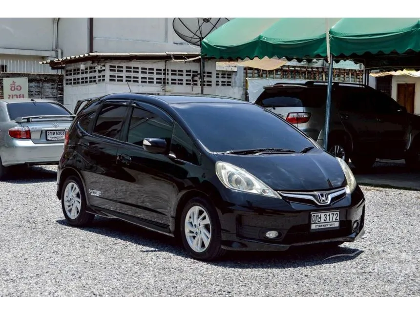 2012 Honda JAZZ SV Hatchback