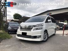 2013 Toyota Vellfire 3.5 V L - Sunroof